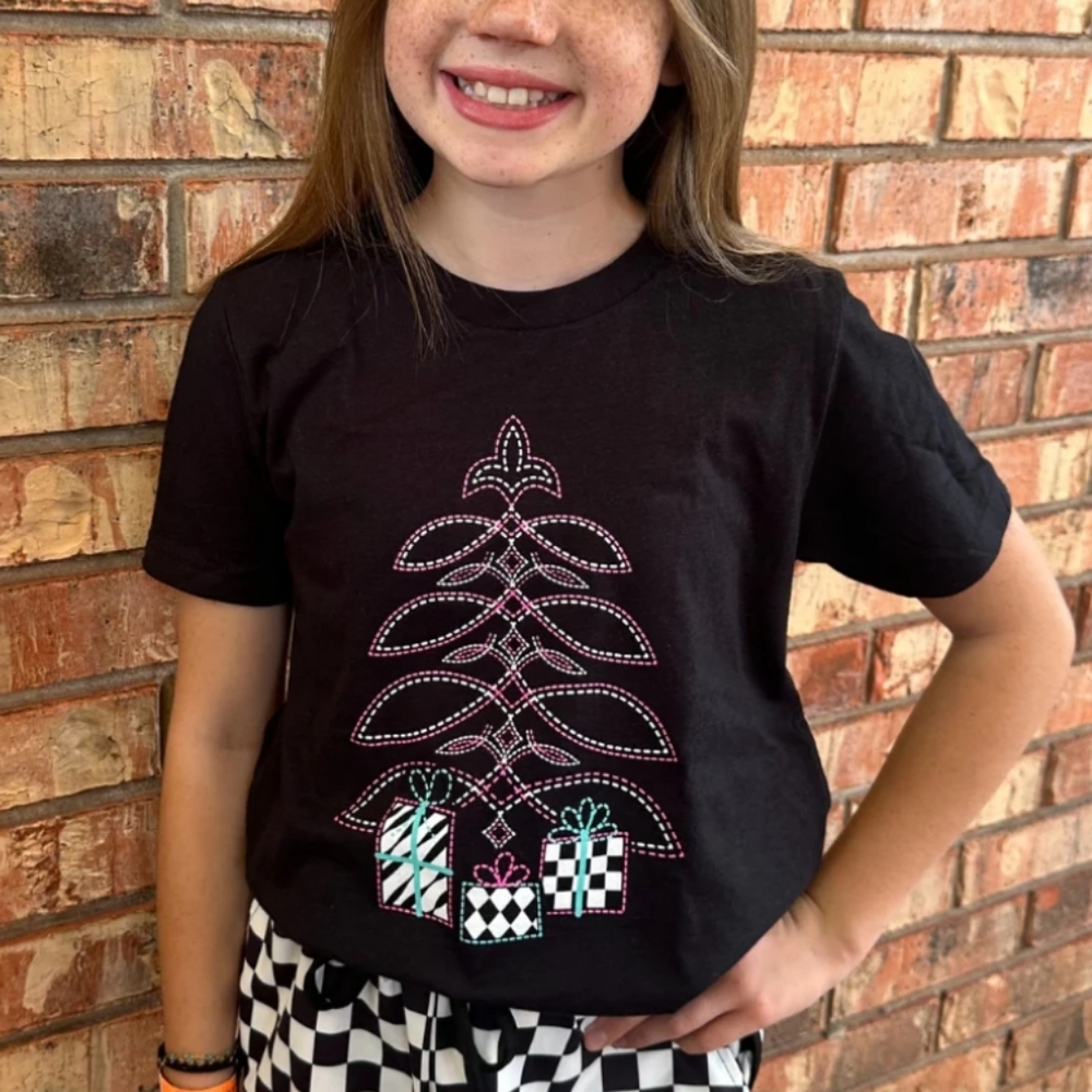 NWT Sterling Kreek Mini Boot Scootin' Christmas Tee - Girls Medium (10-12)